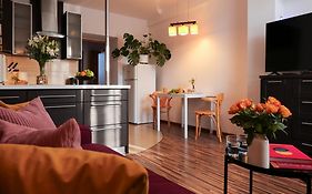 Quiet And Comfortable Apartment Perfect For 2 Guests With Easy Self Check In